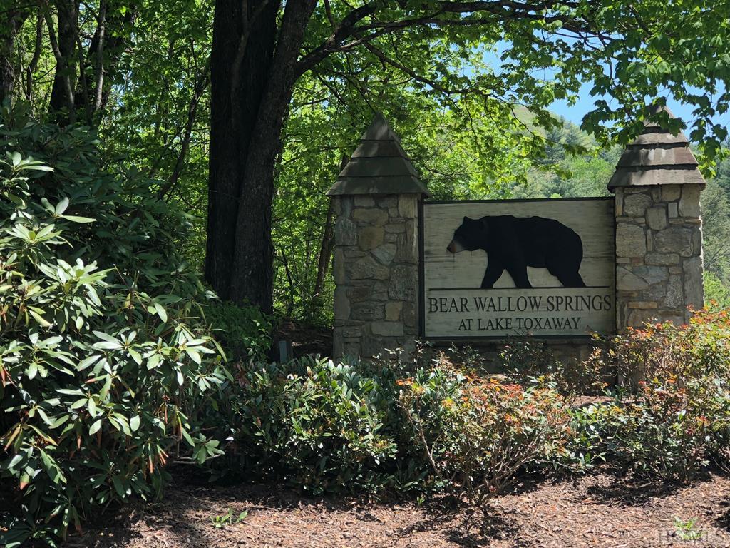 Bear Wallow Springs Main Entrance